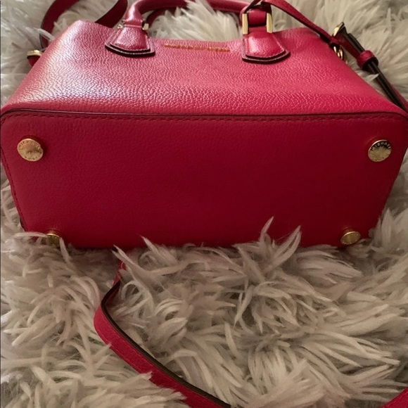 ❌SOLD ❌Michael Kors Bag and Wallet 🌺 - Picture 9 of 9